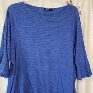Size 2x Women's Apt 9 Blue and Black striped three-quarter sleeve top